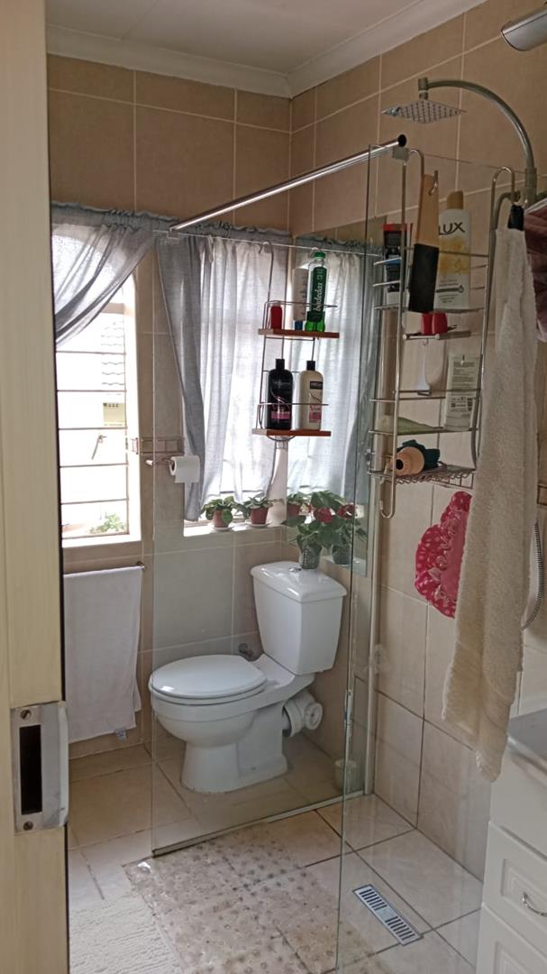 3 Bedroom Property for Sale in Glen Marais Gauteng