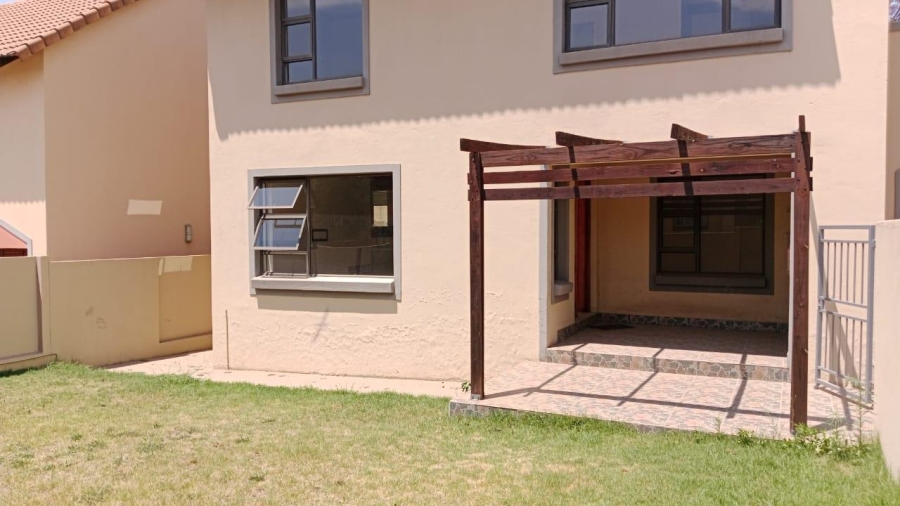 3 Bedroom Property for Sale in Glen Marais Gauteng