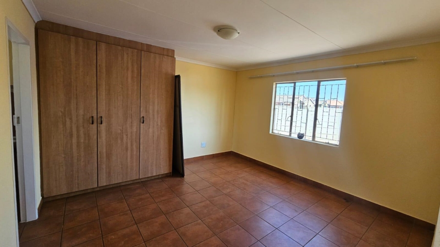 3 Bedroom Property for Sale in Albertsdal Gauteng