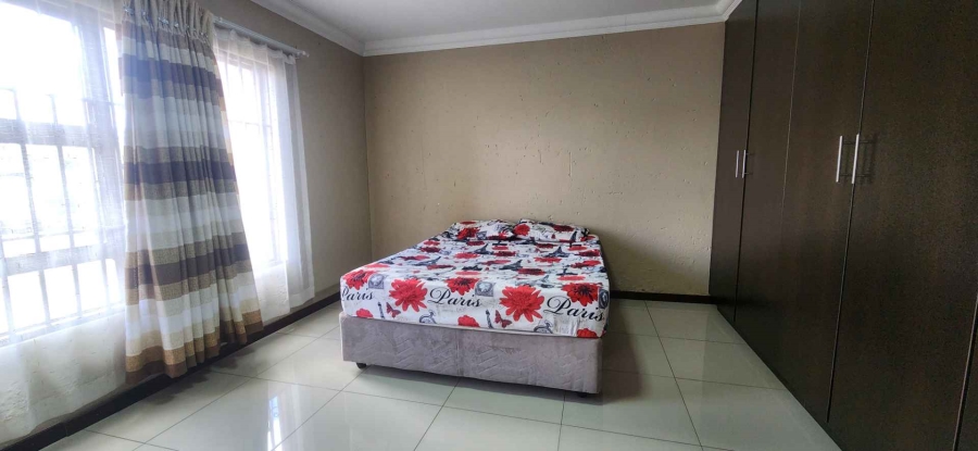 2 Bedroom Property for Sale in Brackendowns Gauteng