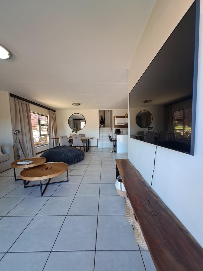 3 Bedroom Property for Sale in Glenvista Gauteng