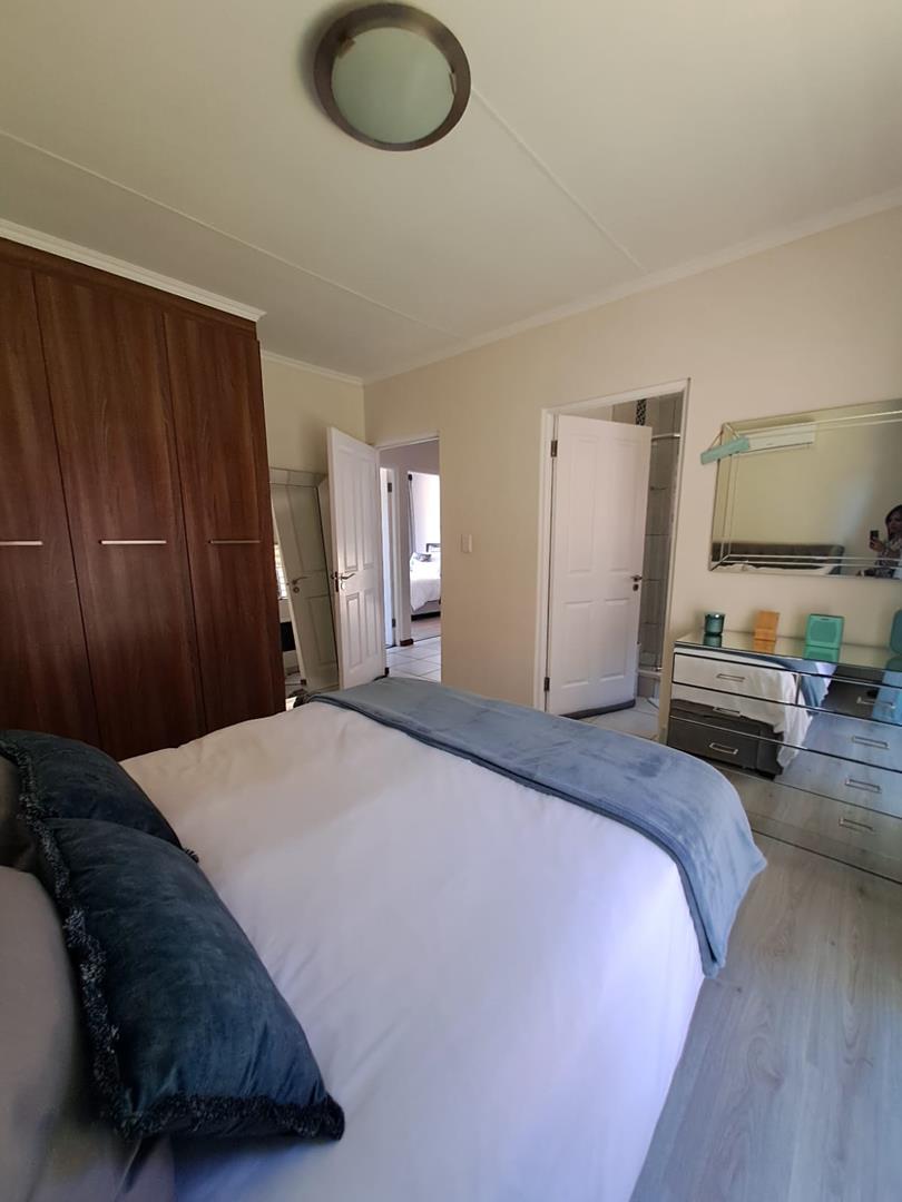 3 Bedroom Property for Sale in Glenvista Gauteng