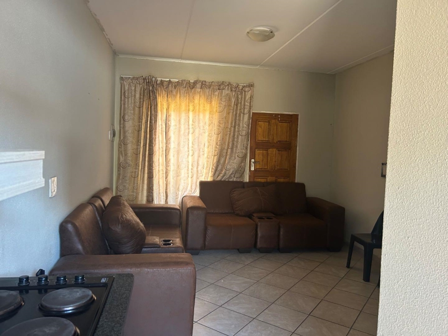 2 Bedroom Property for Sale in Lotus Gardens Gauteng