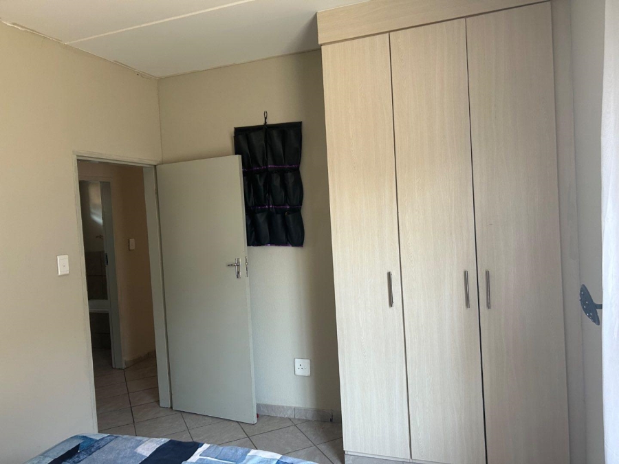 2 Bedroom Property for Sale in Lotus Gardens Gauteng