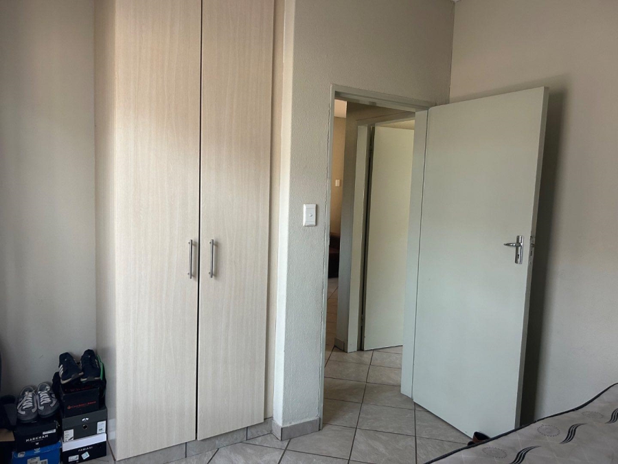 2 Bedroom Property for Sale in Lotus Gardens Gauteng