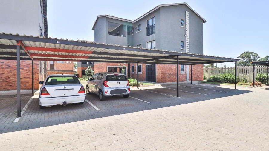 3 Bedroom Property for Sale in Kenleaf Gauteng