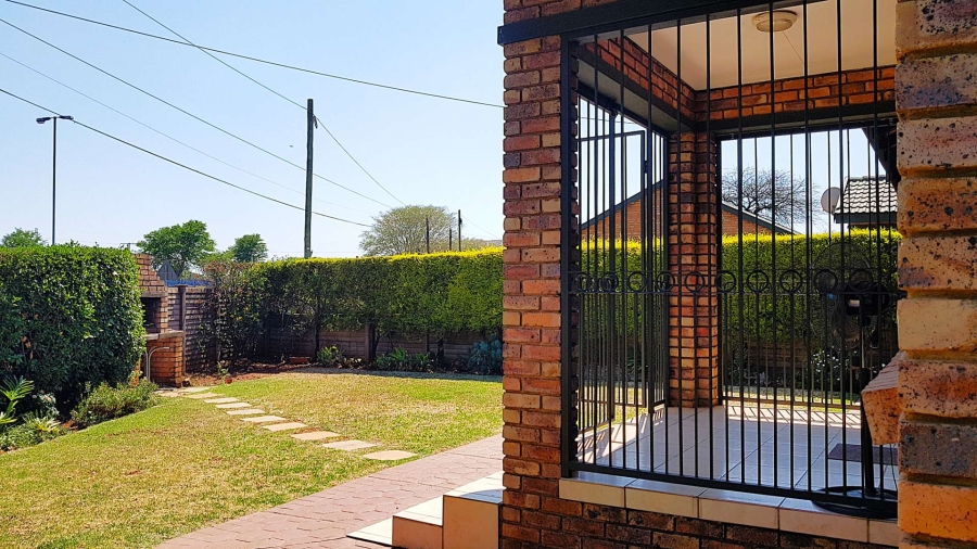 3 Bedroom Property for Sale in Ekklesia Gauteng