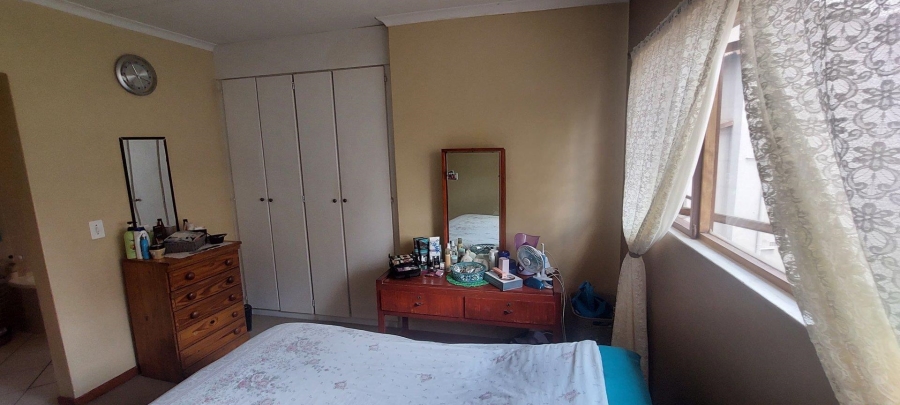 To Let 1 Bedroom Property for Rent in Sundowner Gauteng