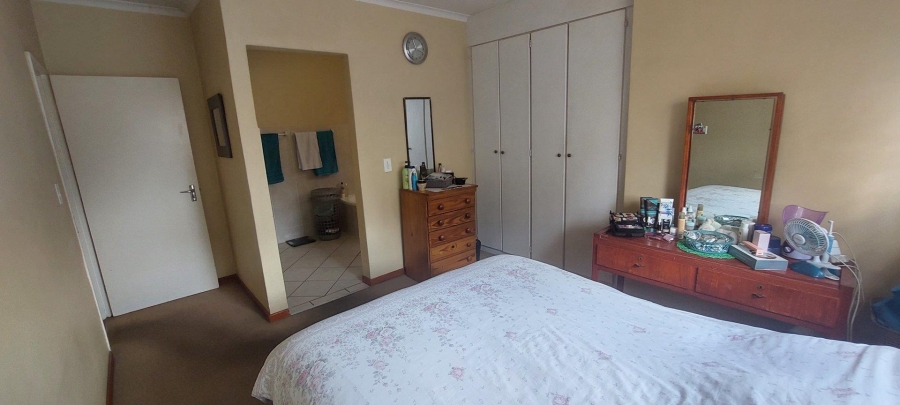 To Let 1 Bedroom Property for Rent in Sundowner Gauteng