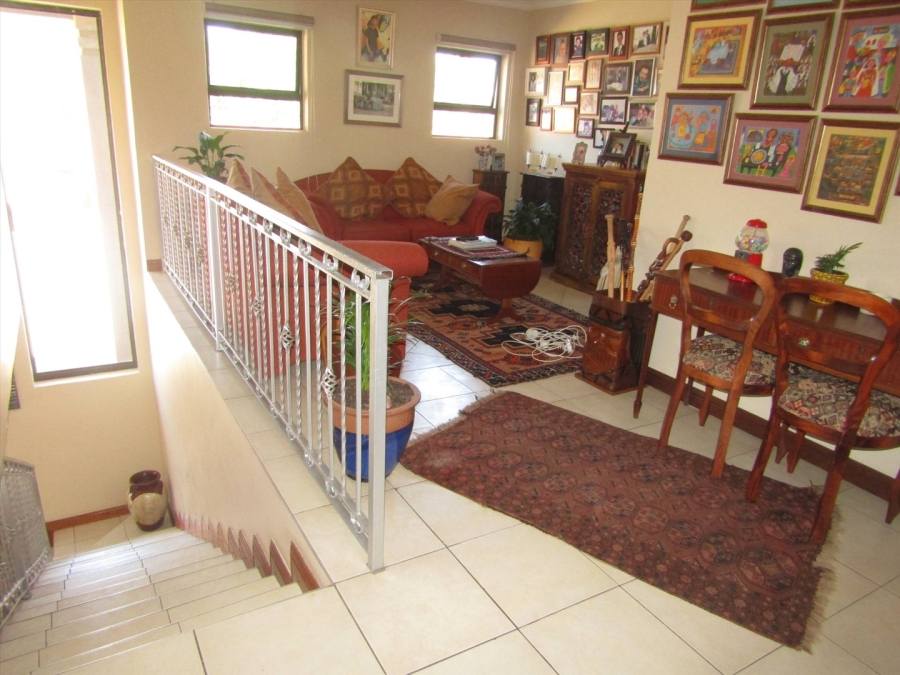 To Let 4 Bedroom Property for Rent in Rouxville Gauteng