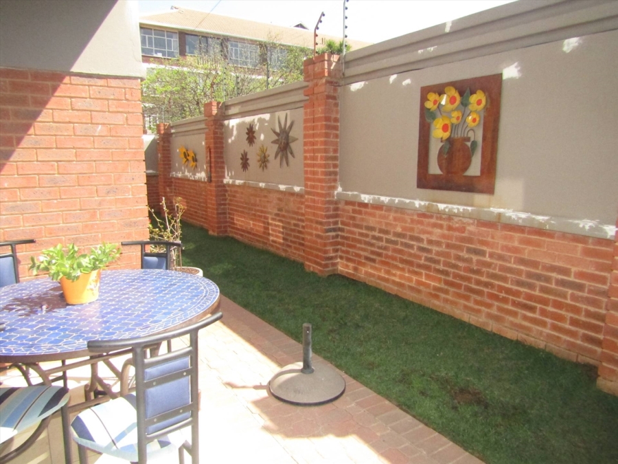 To Let 4 Bedroom Property for Rent in Rouxville Gauteng