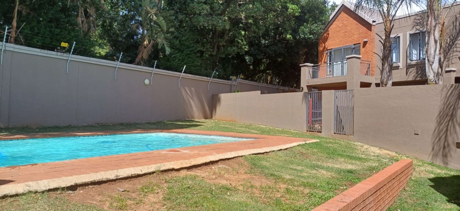 To Let 2 Bedroom Property for Rent in Cresta Gauteng