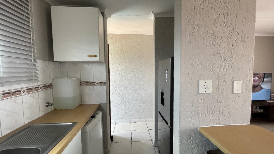 To Let 2 Bedroom Property for Rent in Winchester Hills Gauteng