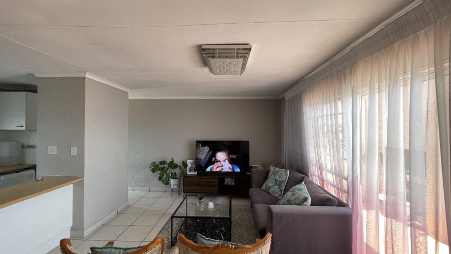 To Let 2 Bedroom Property for Rent in Winchester Hills Gauteng