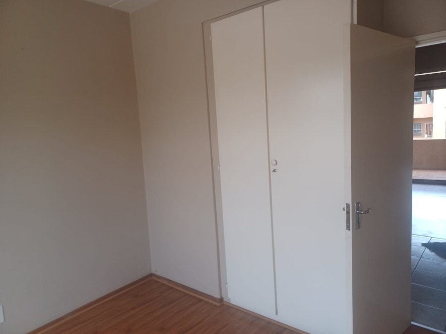 To Let 2 Bedroom Property for Rent in Randhart Gauteng