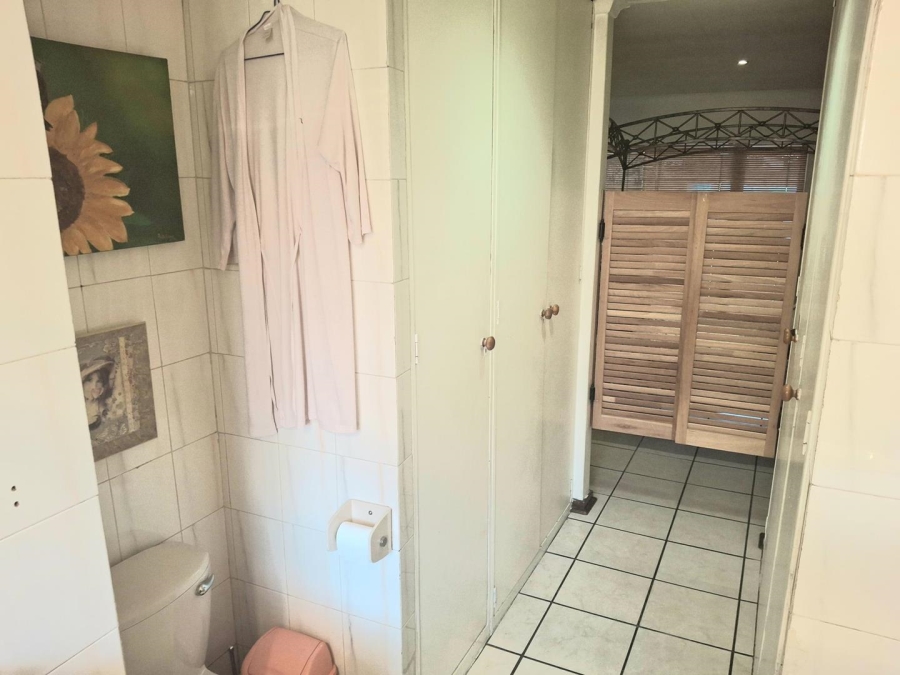 To Let 3 Bedroom Property for Rent in South Crest Gauteng