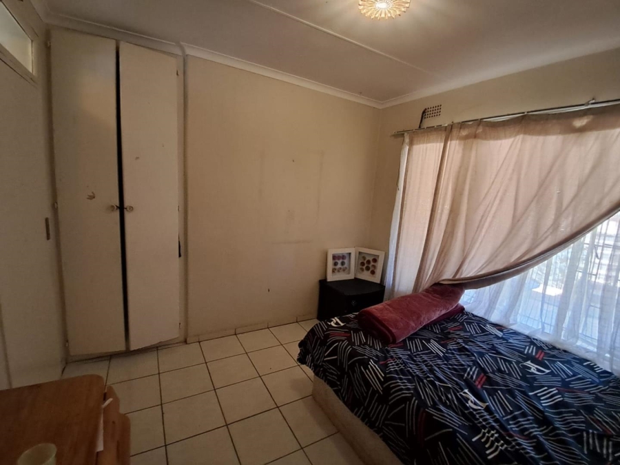 4 Bedroom Property for Sale in Glenvista Gauteng