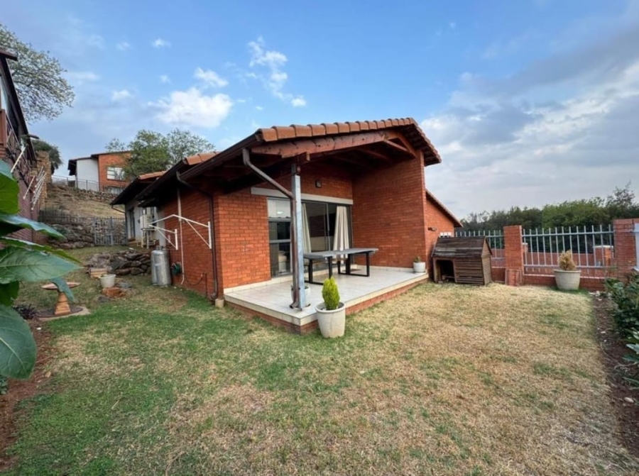 3 Bedroom Property for Sale in Glenvista Gauteng