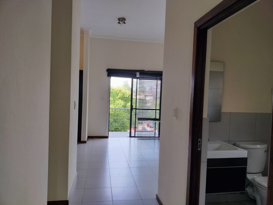 To Let 2 Bedroom Property for Rent in Jackal Creek Golf Estate Gauteng