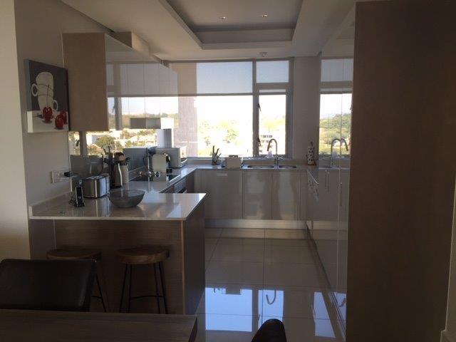 To Let 2 Bedroom Property for Rent in Sandown Gauteng