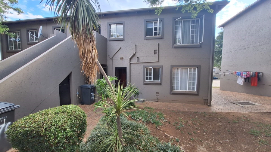 To Let 2 Bedroom Property for Rent in Wilgeheuwel Gauteng