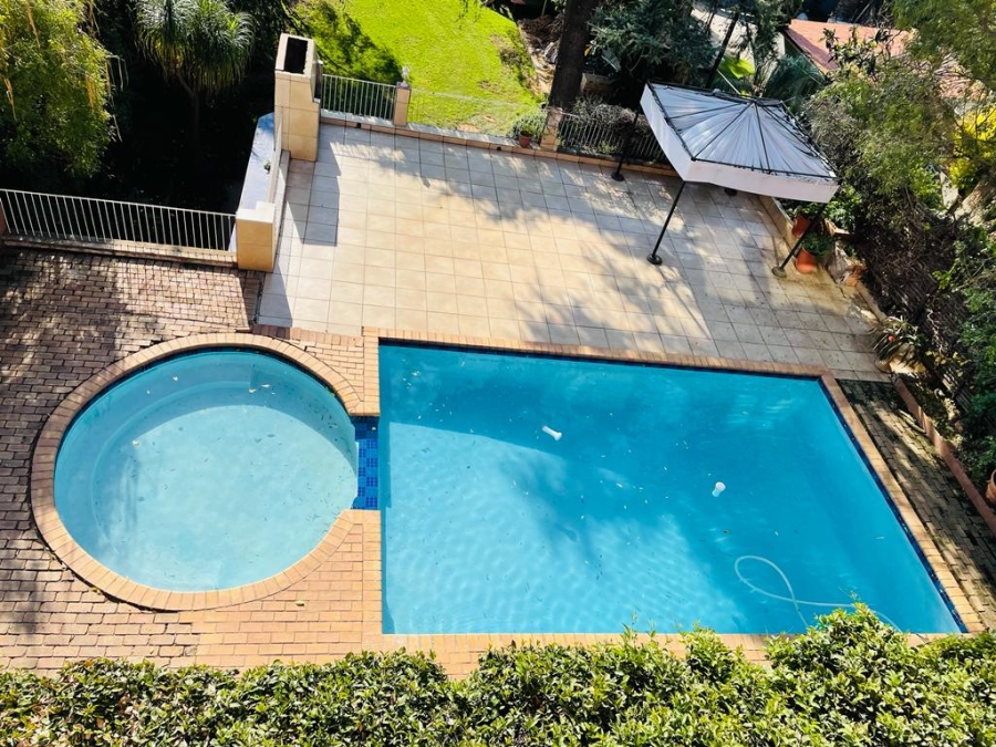 5 Bedroom Property for Sale in Kensington Gauteng