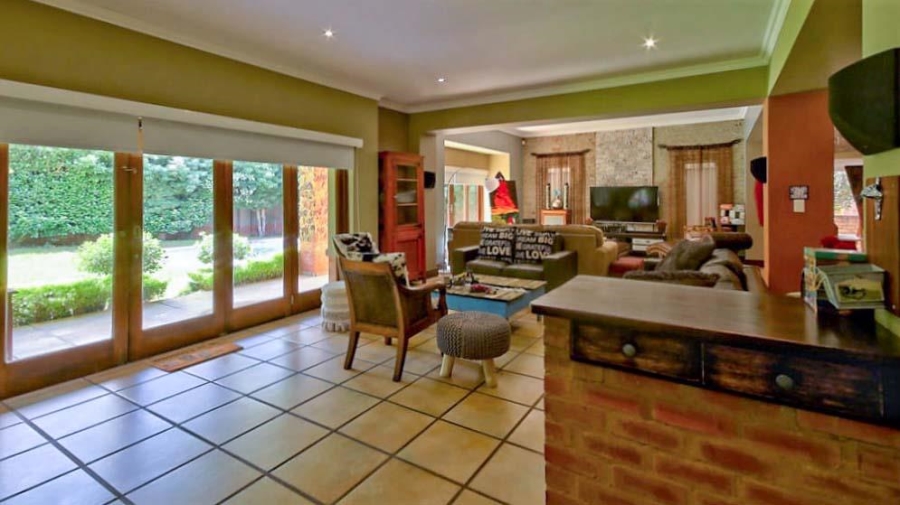 To Let 3 Bedroom Property for Rent in The Wilds Gauteng