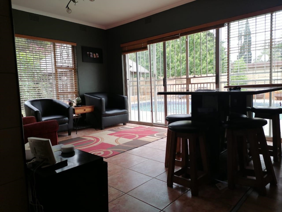 3 Bedroom Property for Sale in Birchleigh Gauteng