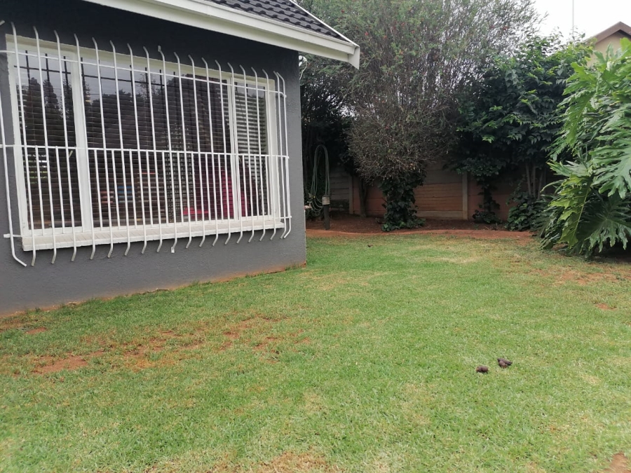 3 Bedroom Property for Sale in Birchleigh Gauteng