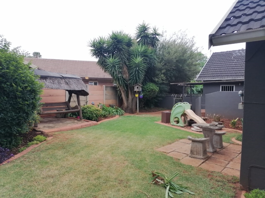 3 Bedroom Property for Sale in Birchleigh Gauteng