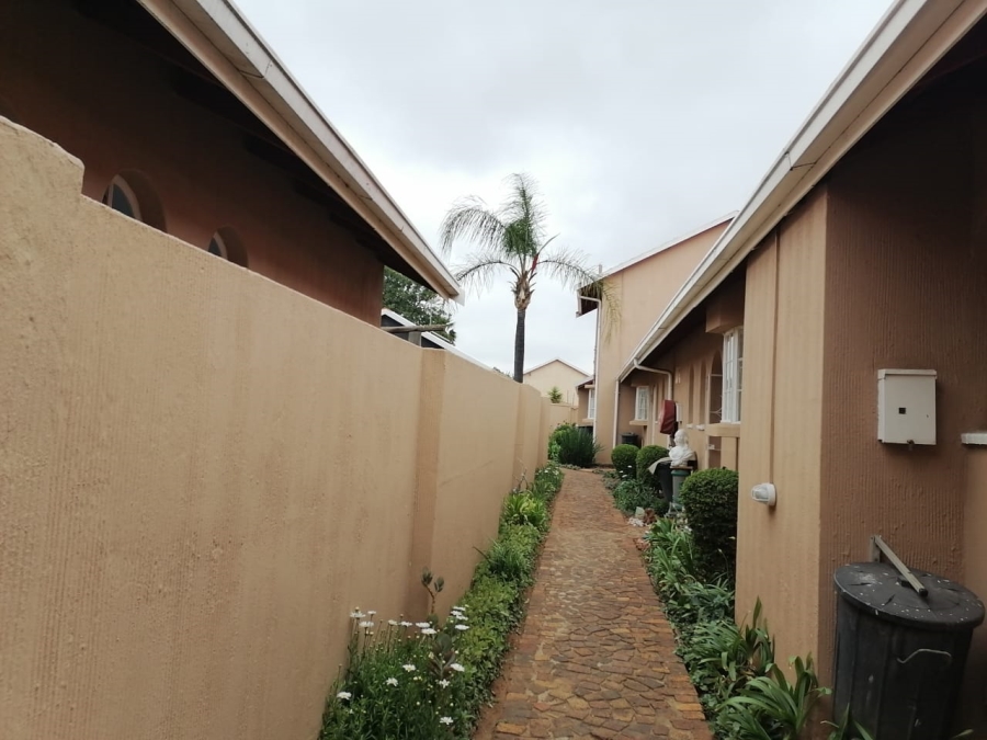 2 Bedroom Property for Sale in Norkem Park Gauteng