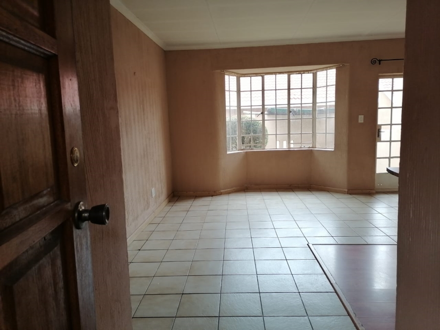 2 Bedroom Property for Sale in Norkem Park Gauteng