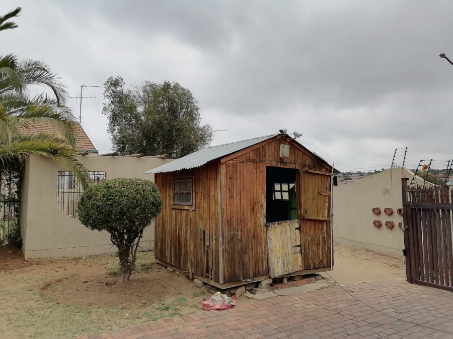 2 Bedroom Property for Sale in Norkem Park Gauteng