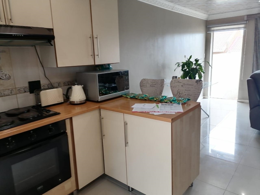 2 Bedroom Property for Sale in Norkem Park Gauteng