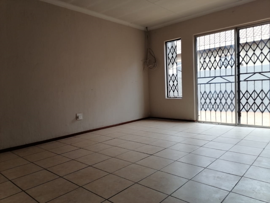 3 Bedroom Property for Sale in Birch Acres Gauteng