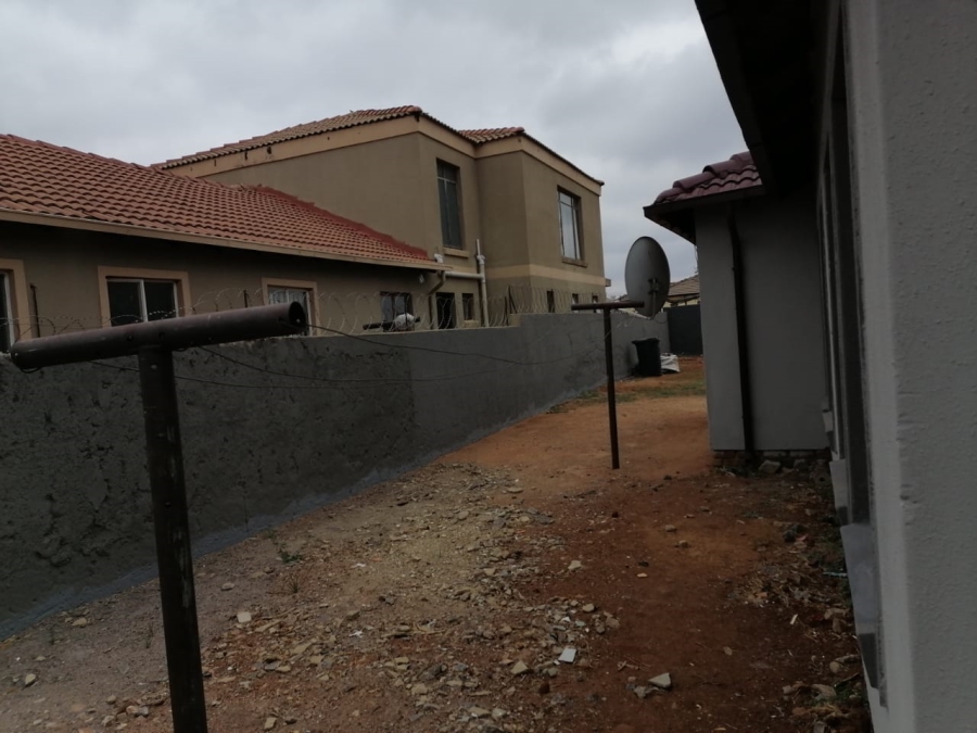 3 Bedroom Property for Sale in Birch Acres Gauteng