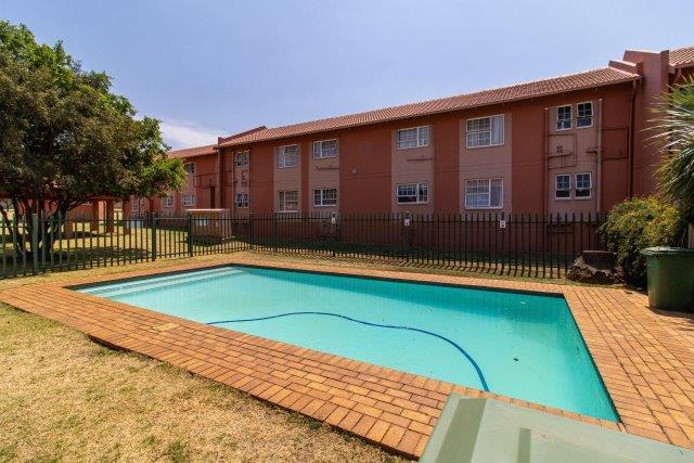 2 Bedroom Property for Sale in Meyersdal Gauteng