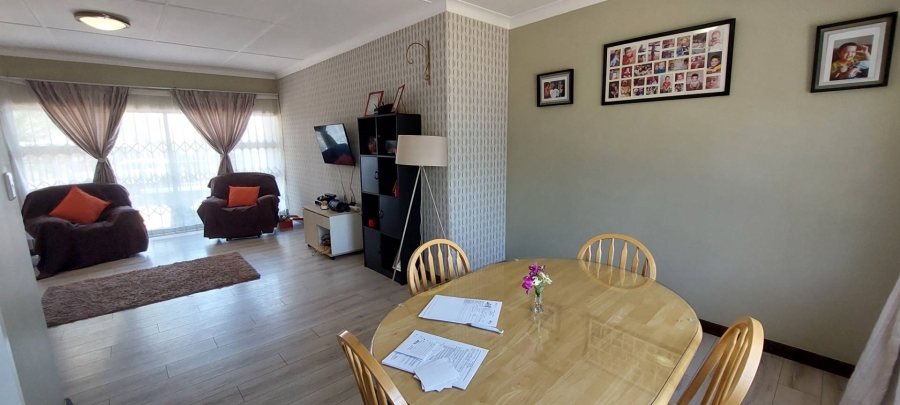 3 Bedroom Property for Sale in South Crest Gauteng