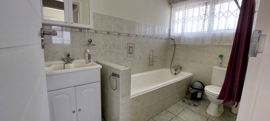 3 Bedroom Property for Sale in South Crest Gauteng