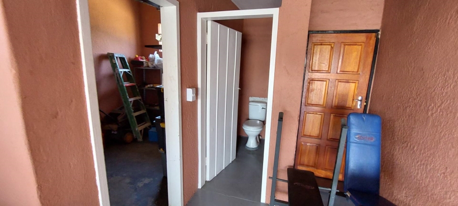 3 Bedroom Property for Sale in South Crest Gauteng