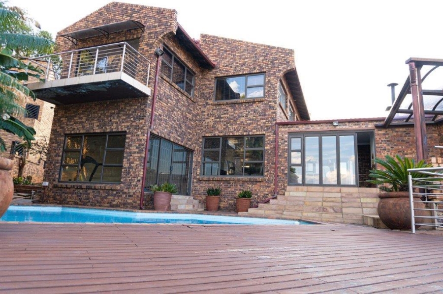 4 Bedroom Property for Sale in Glenvista Gauteng