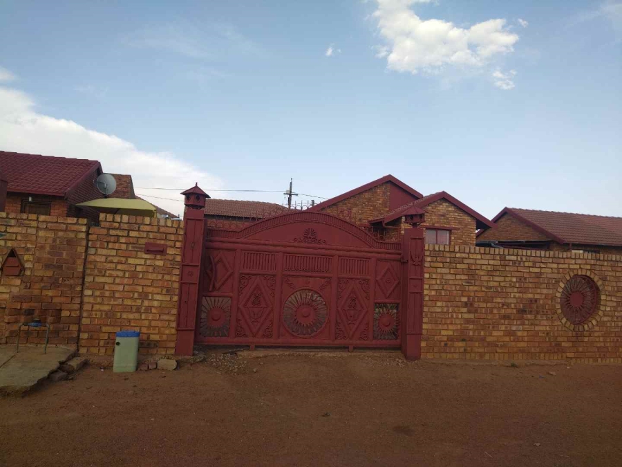 3 Bedroom Property for Sale in Soshanguve WW Gauteng