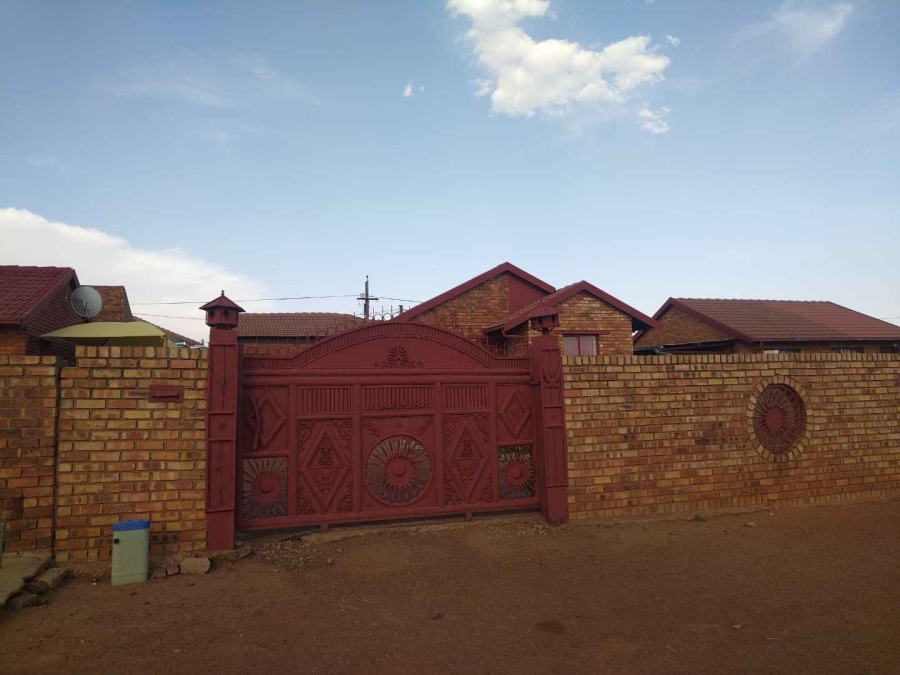 3 Bedroom Property for Sale in Soshanguve WW Gauteng