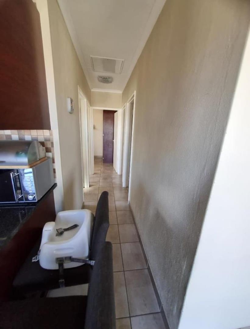 To Let 3 Bedroom Property for Rent in Kosmosdal Gauteng