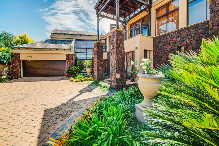 5 Bedroom Property for Sale in Midstream Estate Gauteng