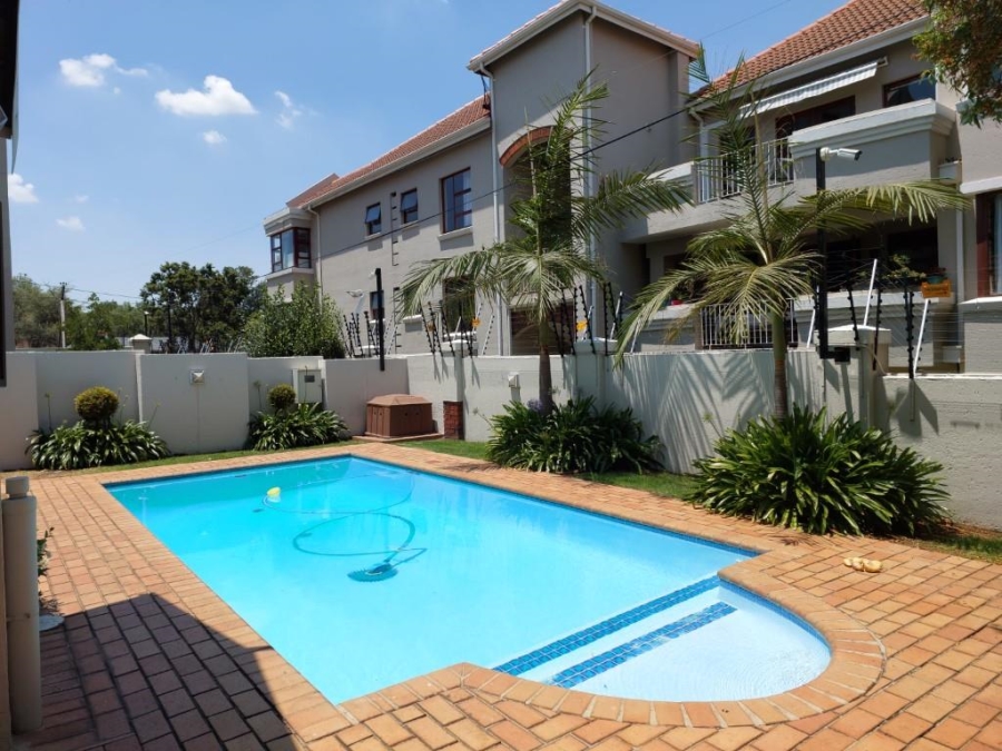 To Let 2 Bedroom Property for Rent in Morningside Gauteng