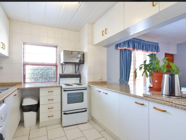 2 Bedroom Property for Sale in Kew Gauteng