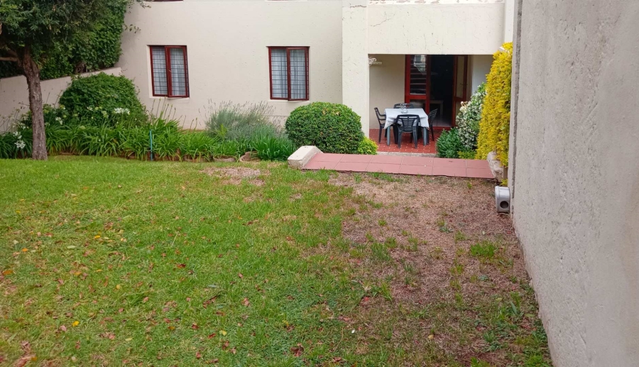 2 Bedroom Property for Sale in Kew Gauteng