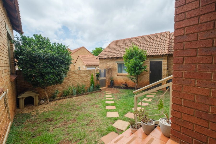 2 Bedroom Property for Sale in Mooikloof Ridge Gauteng