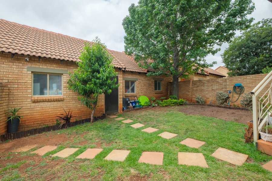 2 Bedroom Property for Sale in Mooikloof Ridge Gauteng